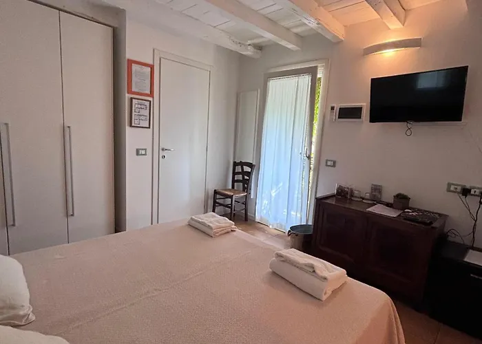 مزرعة للإقامة Agriturismo I Mischi كاستلْنْيوفو ديل غارد